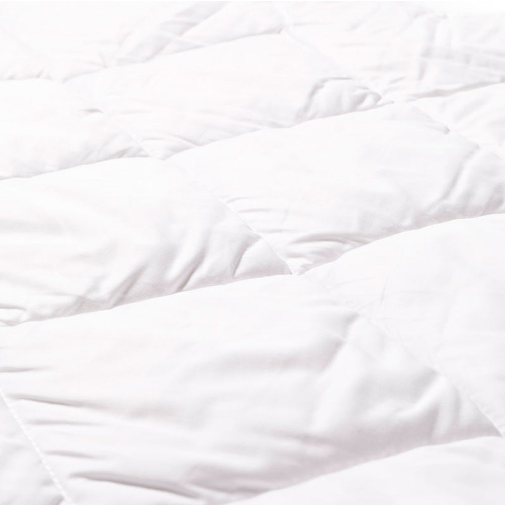LA LA Cot Quilt